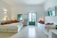 Cortile Del Sole_Lounge/ zusätzliches Schlafzimmer mit Kamin