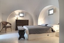 Trulli Bianchemura_1 of 3 double bedrooms